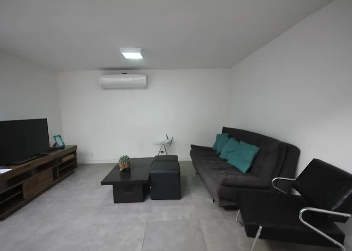 Gohouse Resende 302